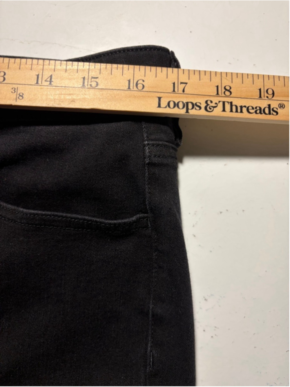 Women's American Eagle Black High-Rise Jeggings Size 14 long
222 - Picture 3 of 8